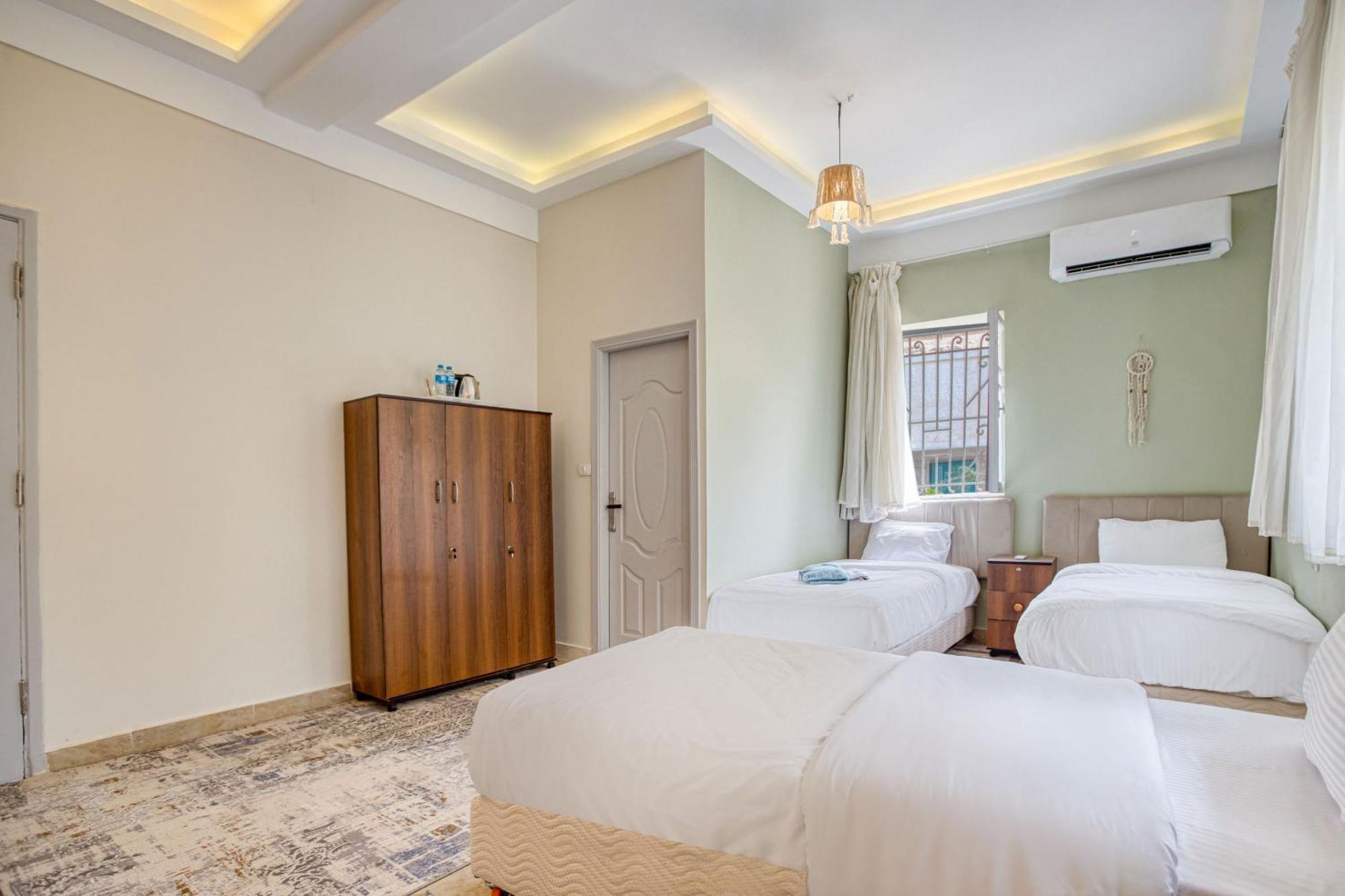The Grand Pyramids View Hotel Kafret el-Gabal Cameră foto