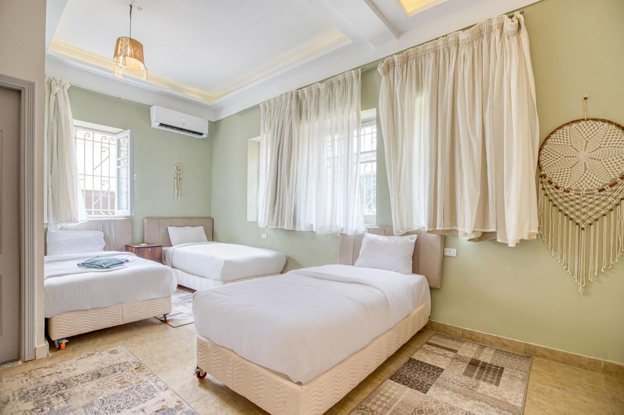 The Grand Pyramids View Hotel Kafret el-Gabal Cameră foto
