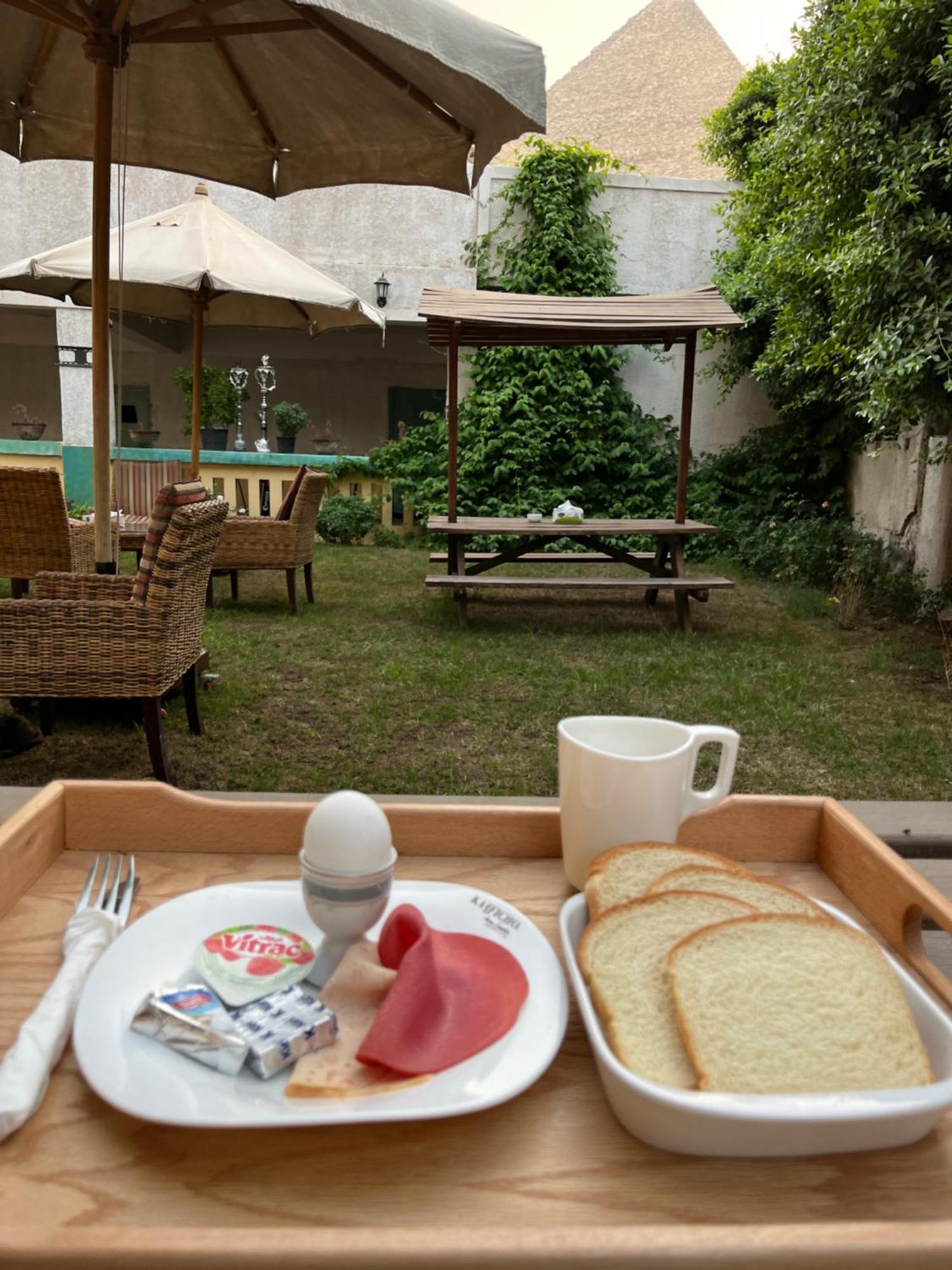 The Grand Pyramids View Hotel Kafret el-Gabal Exterior foto